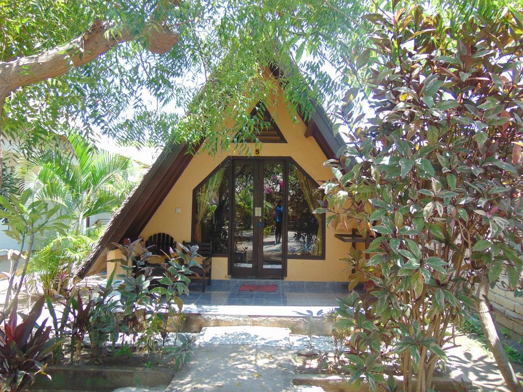 Brother Bungalow Gili Trawangan Exterior photo