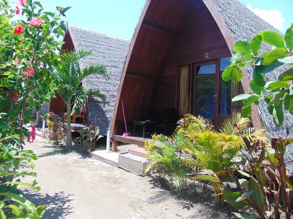 Brother Bungalow Gili Trawangan Exterior photo